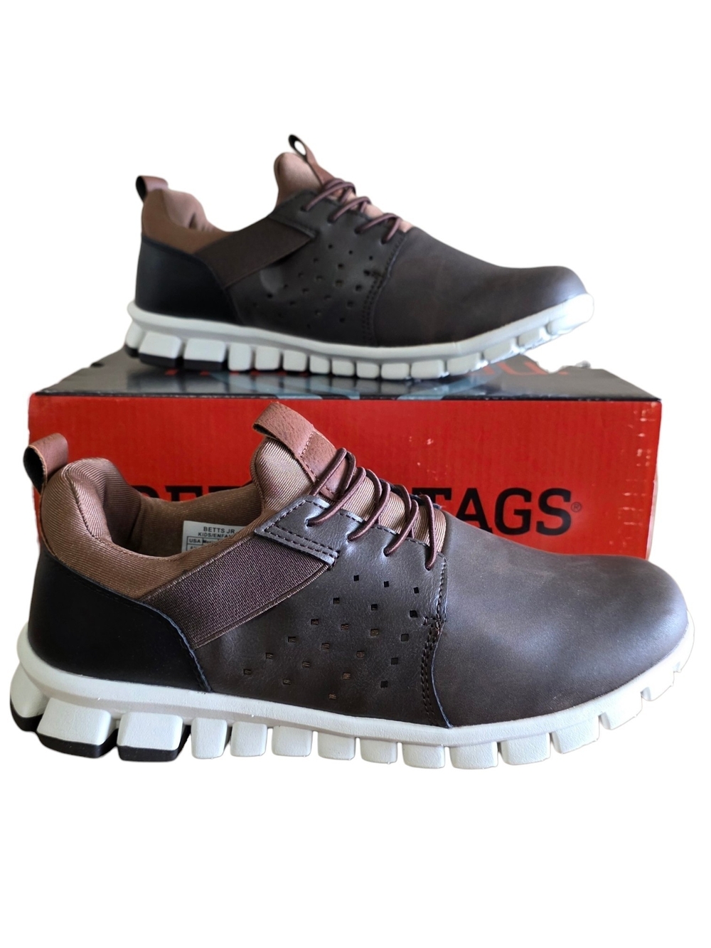 Deer Stags Betts Jr. NoSox Bungee Lace Dress Sneaker Oxford Dark Brown 6 1/2